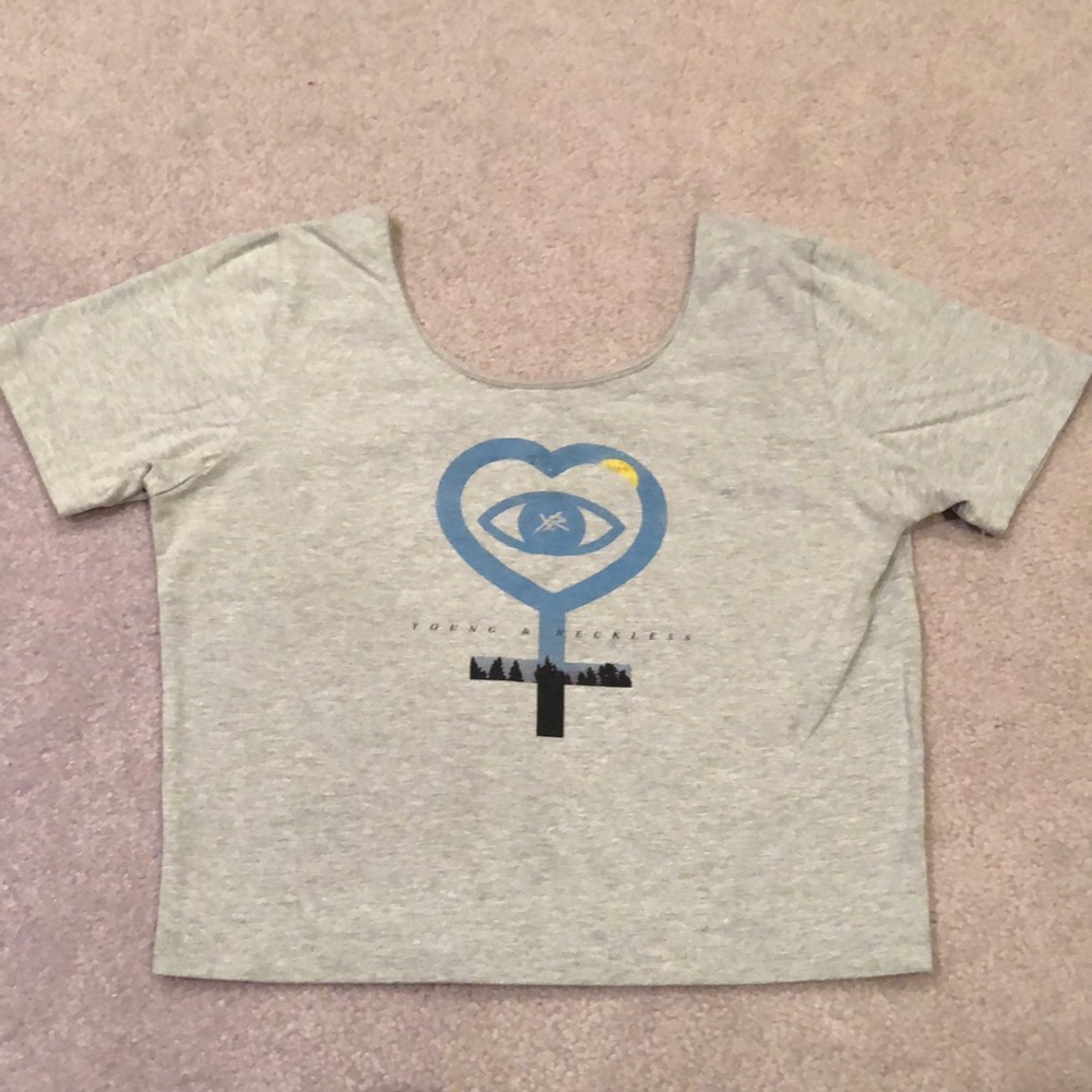 Young and reckless half shirt